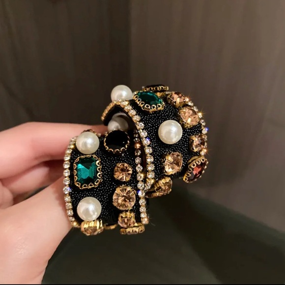 2/$30🌵 Bejeweled Thick Black Hoop Earrings Rhinestone Faux Pearl Royalty NEW - Picture 9 of 16